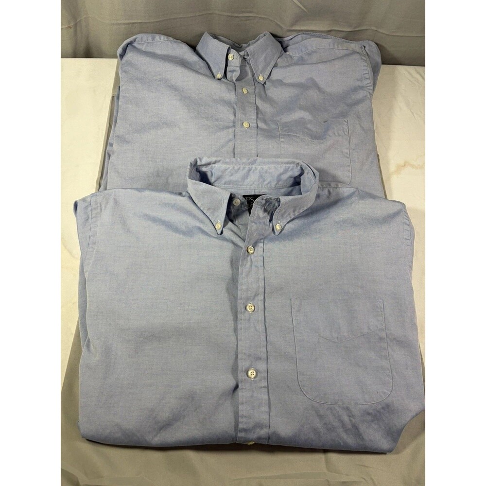 Two Jos A Bank Dress Shirts Mens Both 16.5/33 Regular Fit Button Down